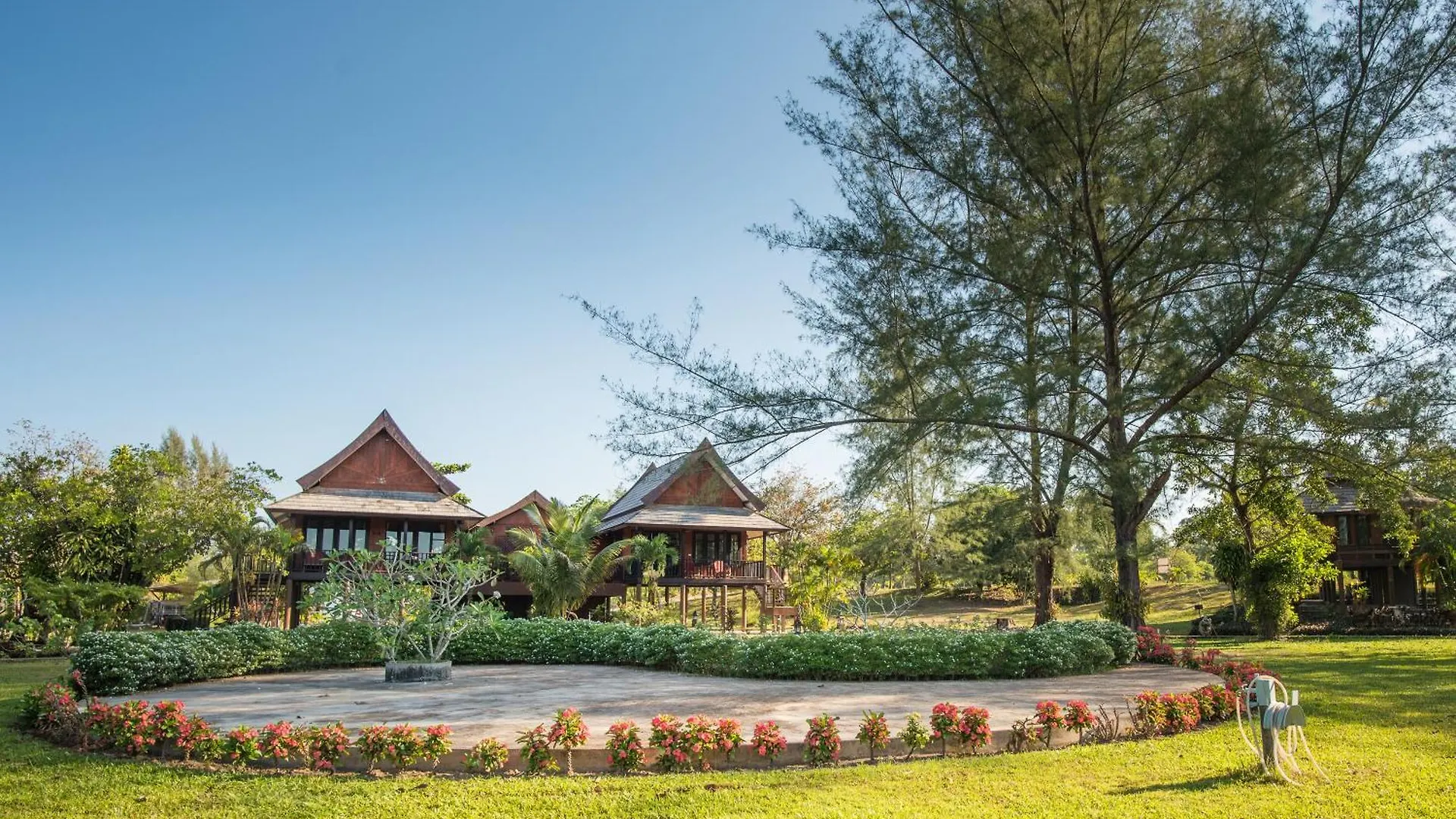 Resort Thailife Wellness & Meditation Resort- Sha Plus Khao Lak